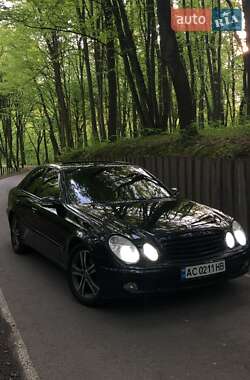 Седан Mercedes-Benz E-Class 2003 в Луцке