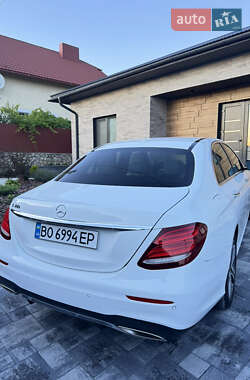 Седан Mercedes-Benz E-Class 2019 в 