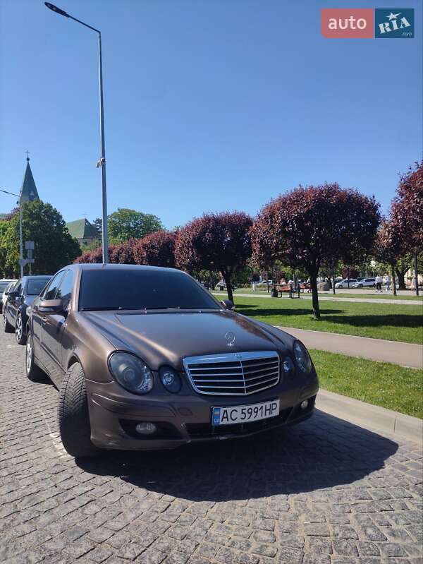 Mercedes-Benz E-Class 2006