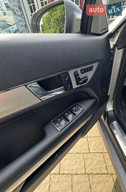 Купе Mercedes-Benz E-Class 2009 в 