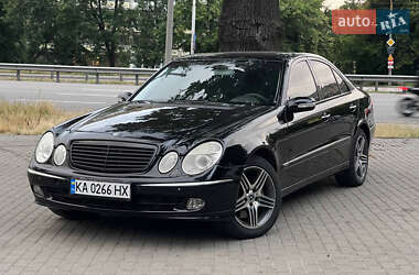 Седан Mercedes-Benz E-Class 2002 в 