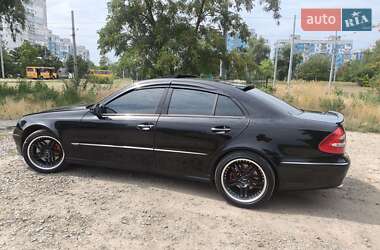 Седан Mercedes-Benz E-Class 2005 в 