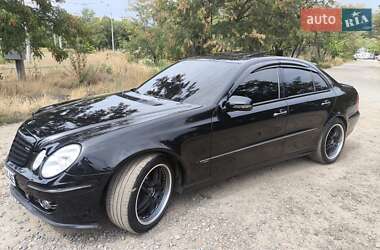 Седан Mercedes-Benz E-Class 2005 в 