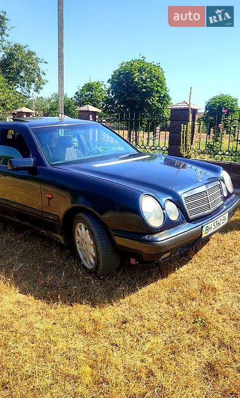 Mercedes-Benz E-Class 1997
