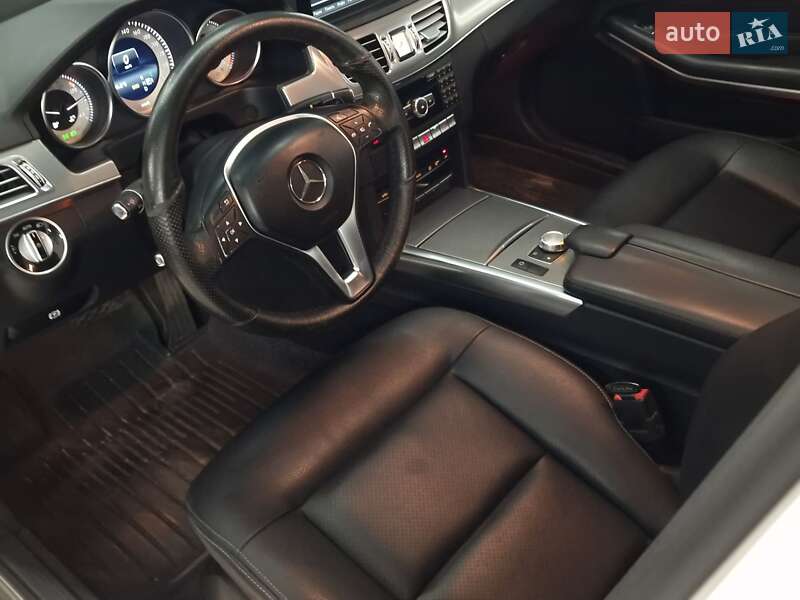 Седан Mercedes-Benz E-Class 2014 в Николаеве