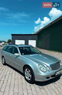 Універсал Mercedes-Benz E-Class 2004 в Хусті