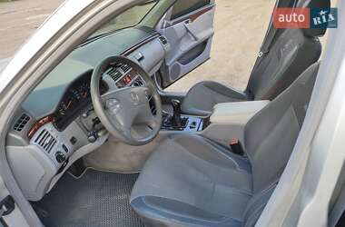 Седан Mercedes-Benz E-Class 2000 в  фото 11 Седан Mercedes-Benz E-Class 2000 в