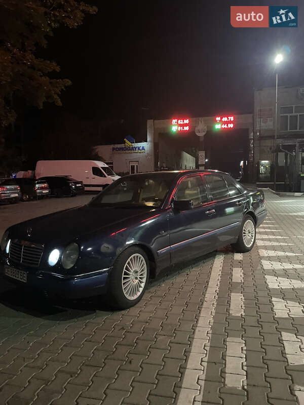 Mercedes-Benz E-Class 1996