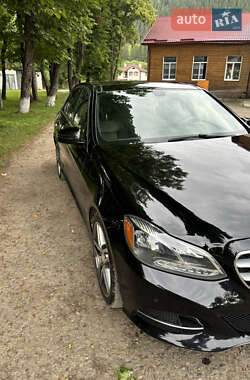 Седан Mercedes-Benz E-Class 2014 в Черновцах