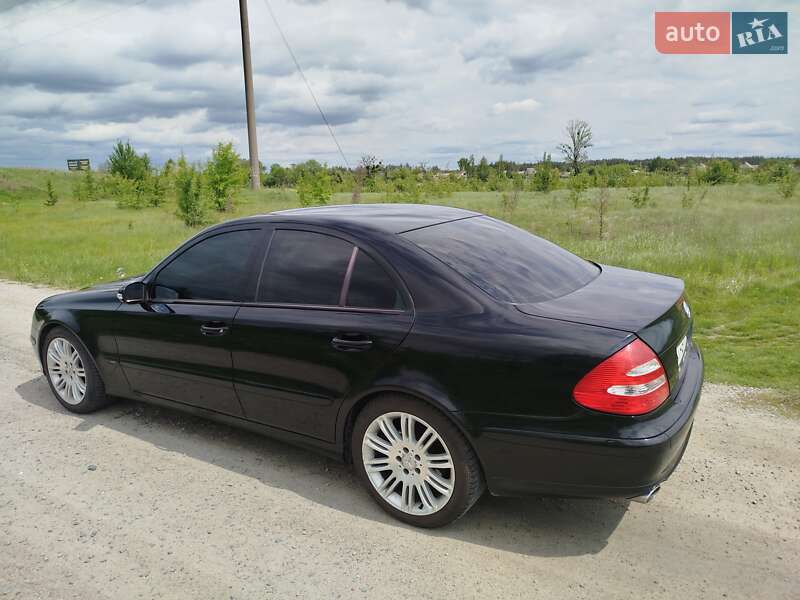Седан Mercedes-Benz E-Class 2005 в Білій Церкві