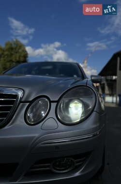 Седан Mercedes-Benz E-Class 2003 в 