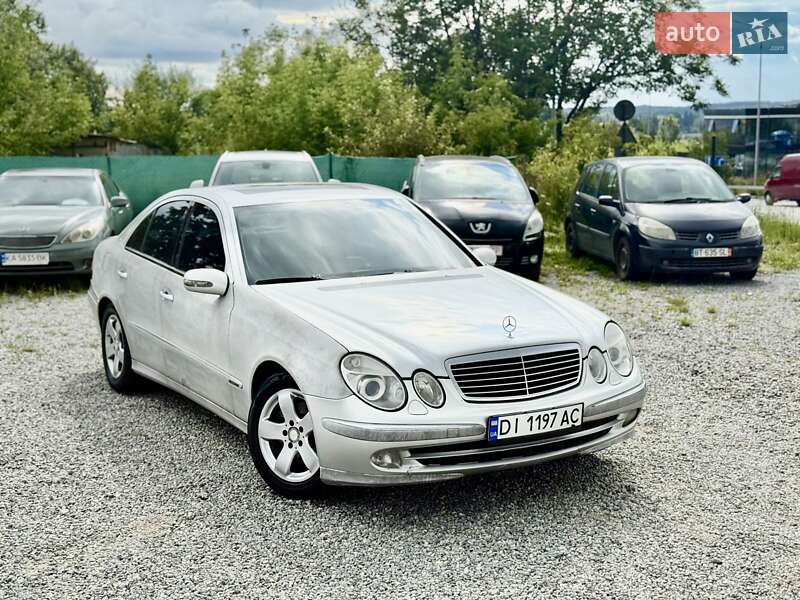 Седан Mercedes-Benz E-Class 2002 в Тернополі