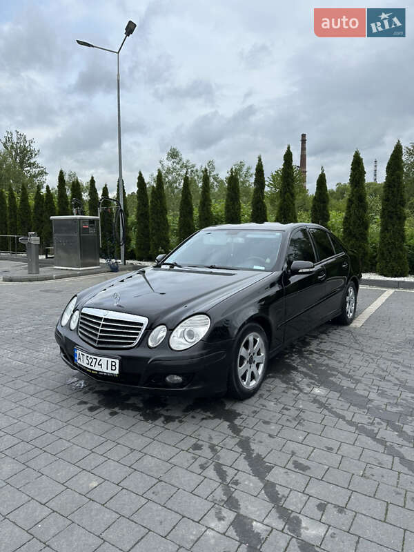 Седан Mercedes-Benz E-Class 2006 в Надворной