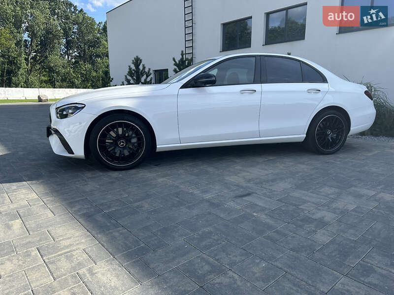 Седан Mercedes-Benz E-Class 2022 в Луцьку