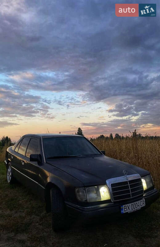 Седан Mercedes-Benz E-Class 1991 в Житомире