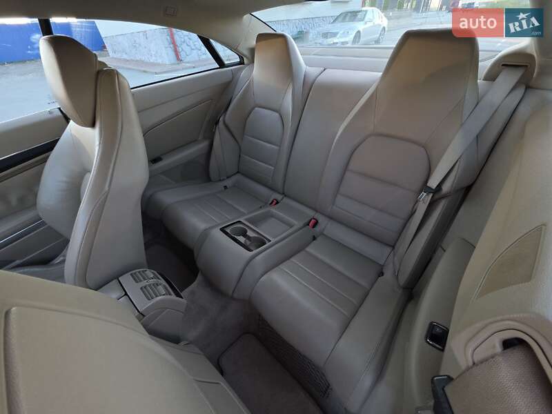Купе Mercedes-Benz E-Class 2010 в Тернополе