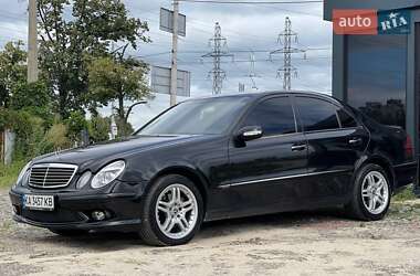 Седан Mercedes-Benz E-Class 2003 в Києві