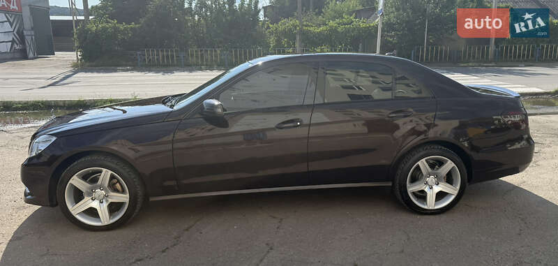 Седан Mercedes-Benz E-Class 2010 в Могилів-Подільському фото 3 Седан Mercedes-Benz E-Class 2010 в Могилів-Подільському