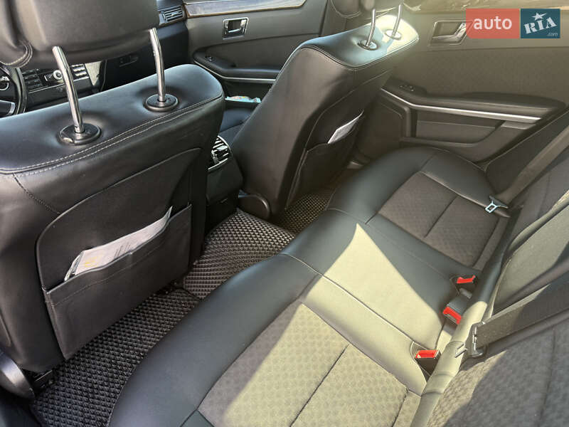 Седан Mercedes-Benz E-Class 2010 в Могилів-Подільському фото 21 Седан Mercedes-Benz E-Class 2010 в Могилів-Подільському