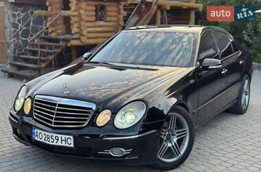 Седан Mercedes-Benz E-Class 2007 в Іршаві