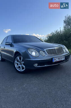 Седан Mercedes-Benz E-Class 2005 в Ковелі