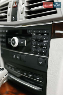 Купе Mercedes-Benz E-Class 2010 в 