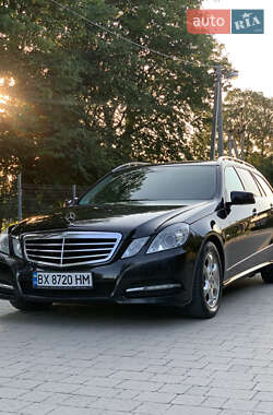 Универсал Mercedes-Benz E-Class 2011 в Городке
