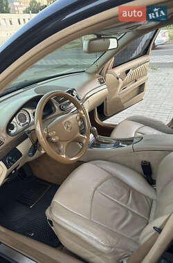 Седан Mercedes-Benz E-Class 2008 в 