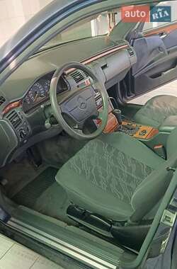 Седан Mercedes-Benz E-Class 1998 в 