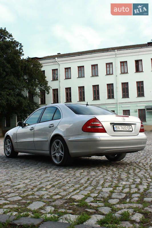 Седан Mercedes-Benz E-Class 2004 в Каменец-Подольском