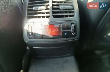 Седан Mercedes-Benz E-Class 2002 в 