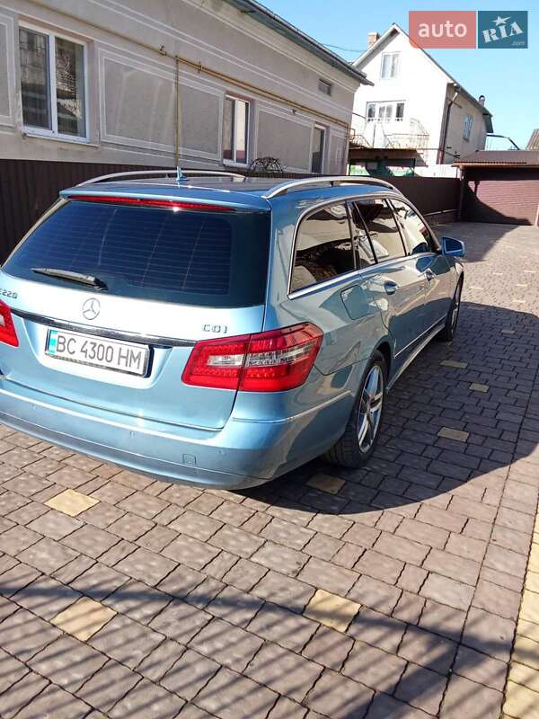Универсал Mercedes-Benz E-Class 2009 в Козове
