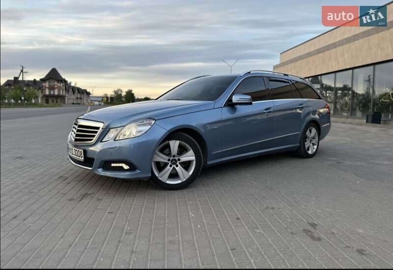 Универсал Mercedes-Benz E-Class 2009 в Козове