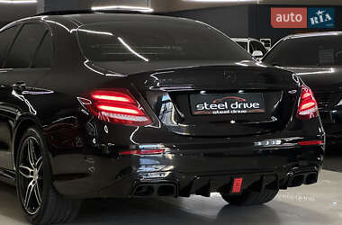 Седан Mercedes-Benz E-Class 2019 в 