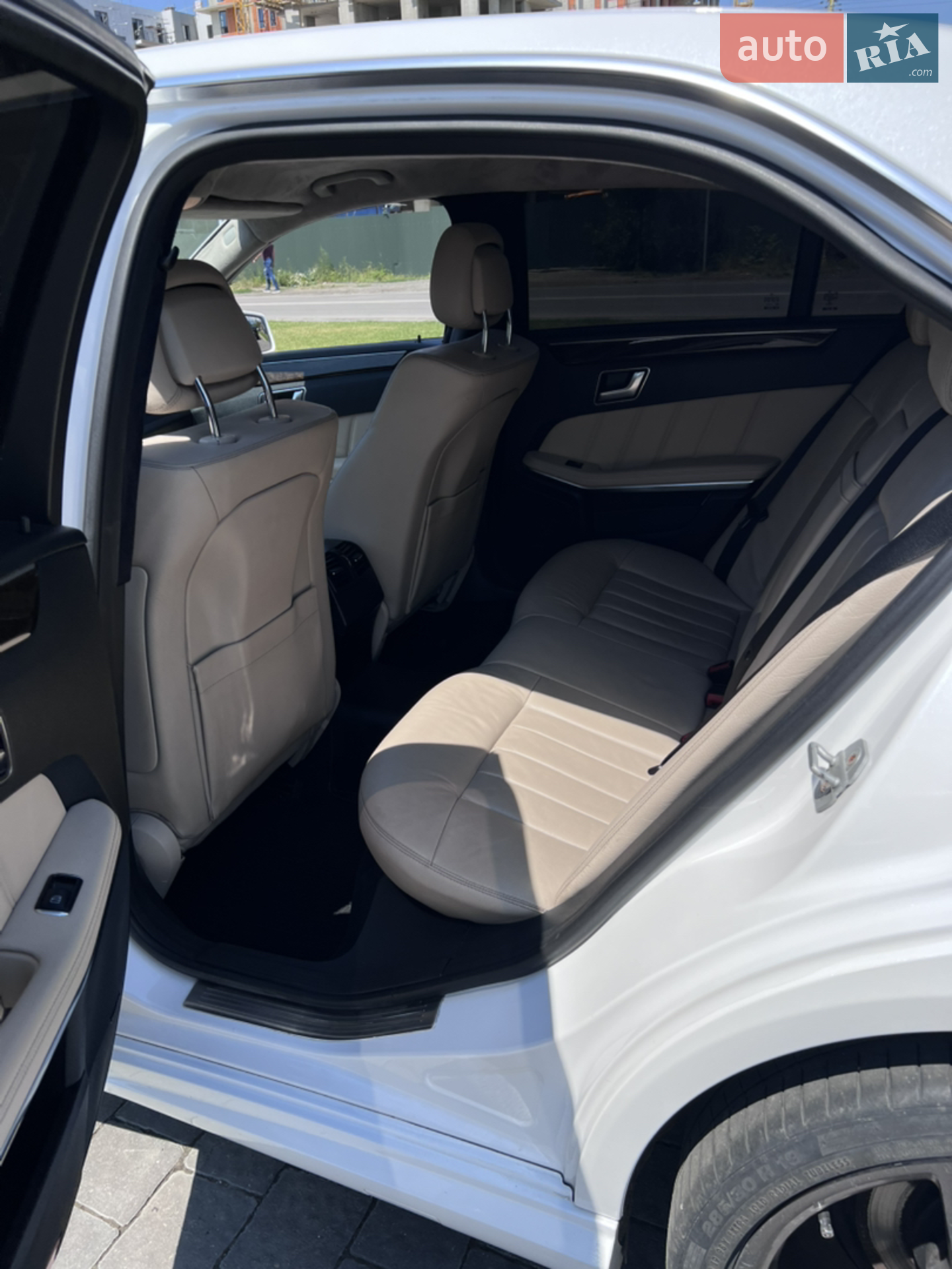 2013 Mercedes-Benz E-klasse - мініатюра 11