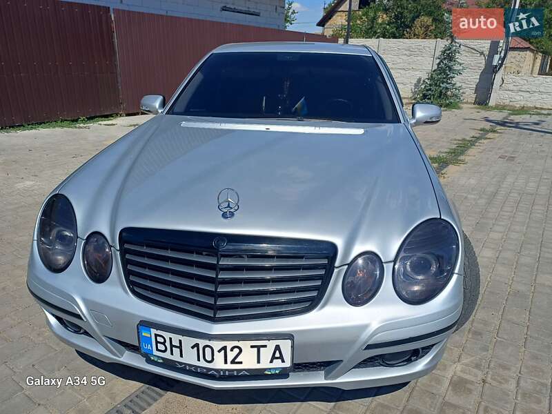 Mercedes-Benz E-Class 2008