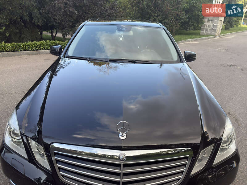 Седан Mercedes-Benz E-Class 2010 в Києві фото 7 Седан Mercedes-Benz E-Class 2010 в Києві