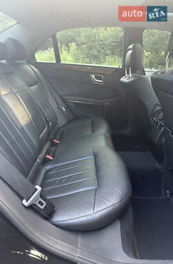 Седан Mercedes-Benz E-Class 2010 в 