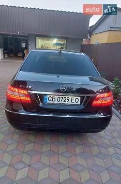 Седан Mercedes-Benz E-Class 2012 в 
