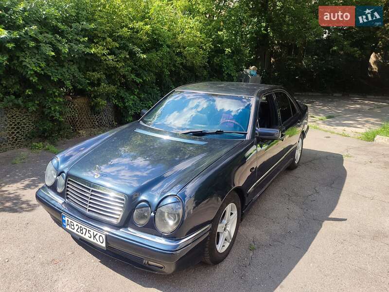 Mercedes-Benz E-Class 1998