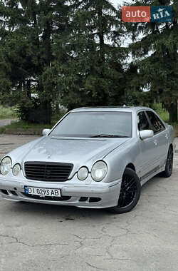 Седан Mercedes-Benz E-Class 2000 в Ровно
