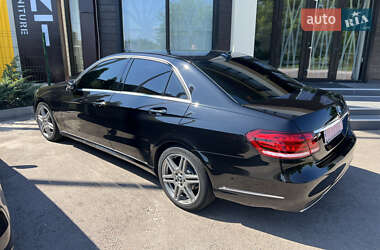 Седан Mercedes-Benz E-Class 2015 в Житомирі