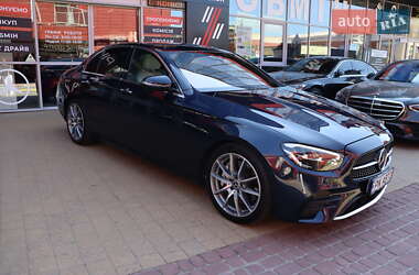 Седан Mercedes-Benz E-Class 2022 в 