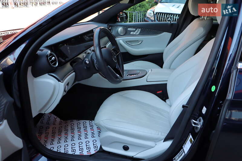 Седан Mercedes-Benz E-Class 2022 в Львове