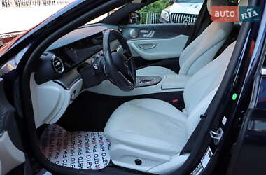 Седан Mercedes-Benz E-Class 2022 в 