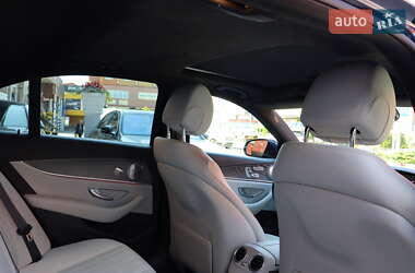 Седан Mercedes-Benz E-Class 2022 в 
