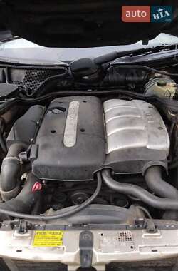 Седан Mercedes-Benz E-Class 2001 в 