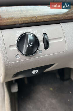Седан Mercedes-Benz E-Class 2002 в  фото 11 Седан Mercedes-Benz E-Class 2002 в