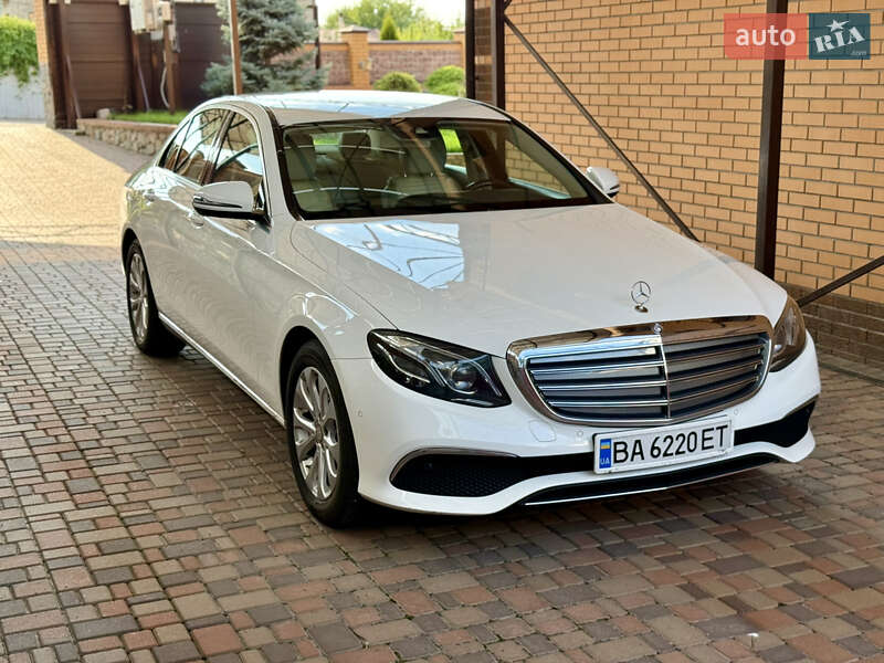 Седан Mercedes-Benz E-Class 2016 в Кропивницком