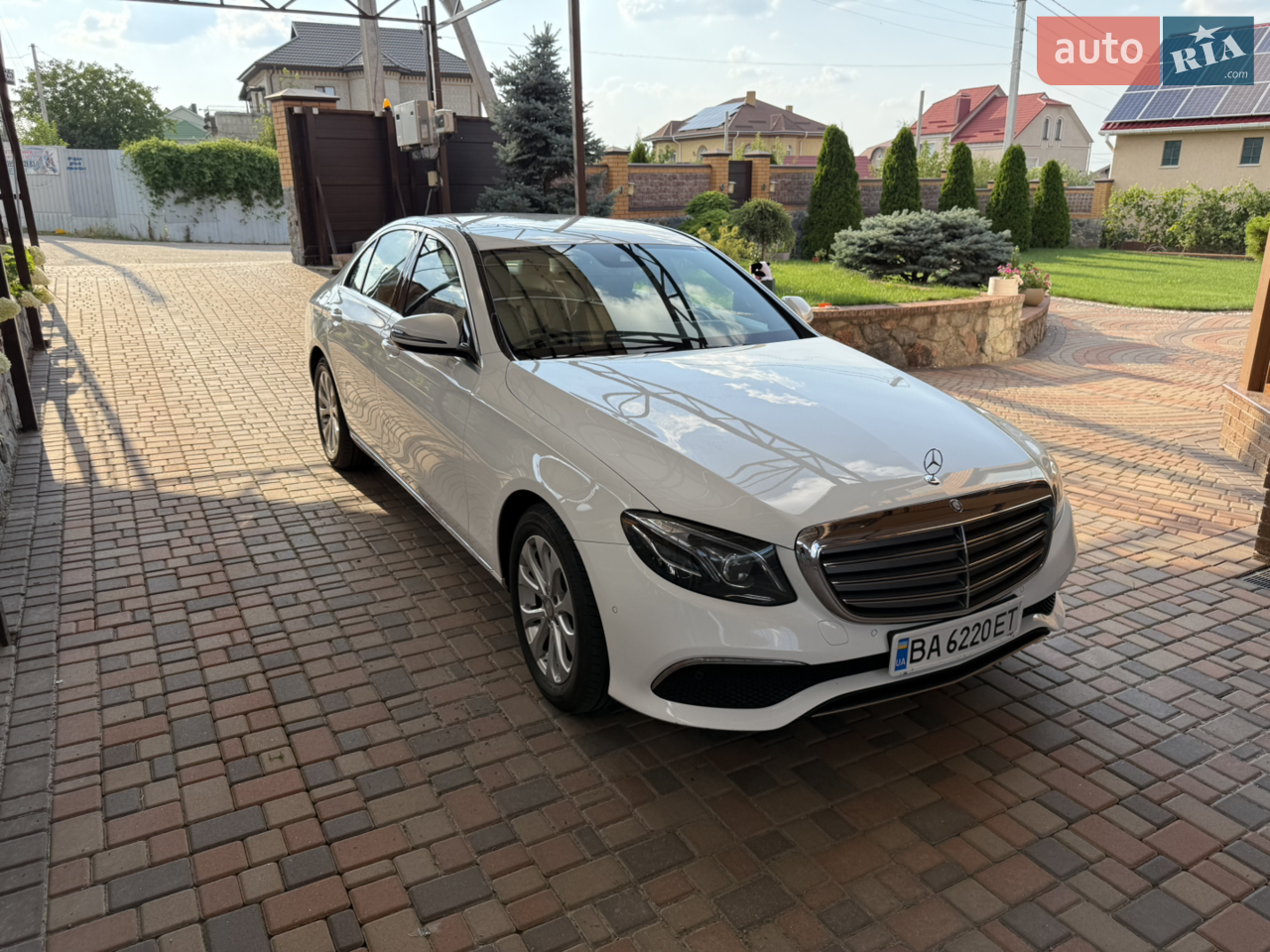 2016 Mercedes-Benz E-klasse - мініатюра 33